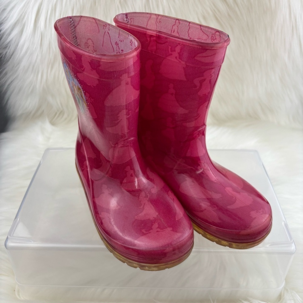 DISNEY PRINCESS HOT PINK RAIN BOOTS SIZE S/M